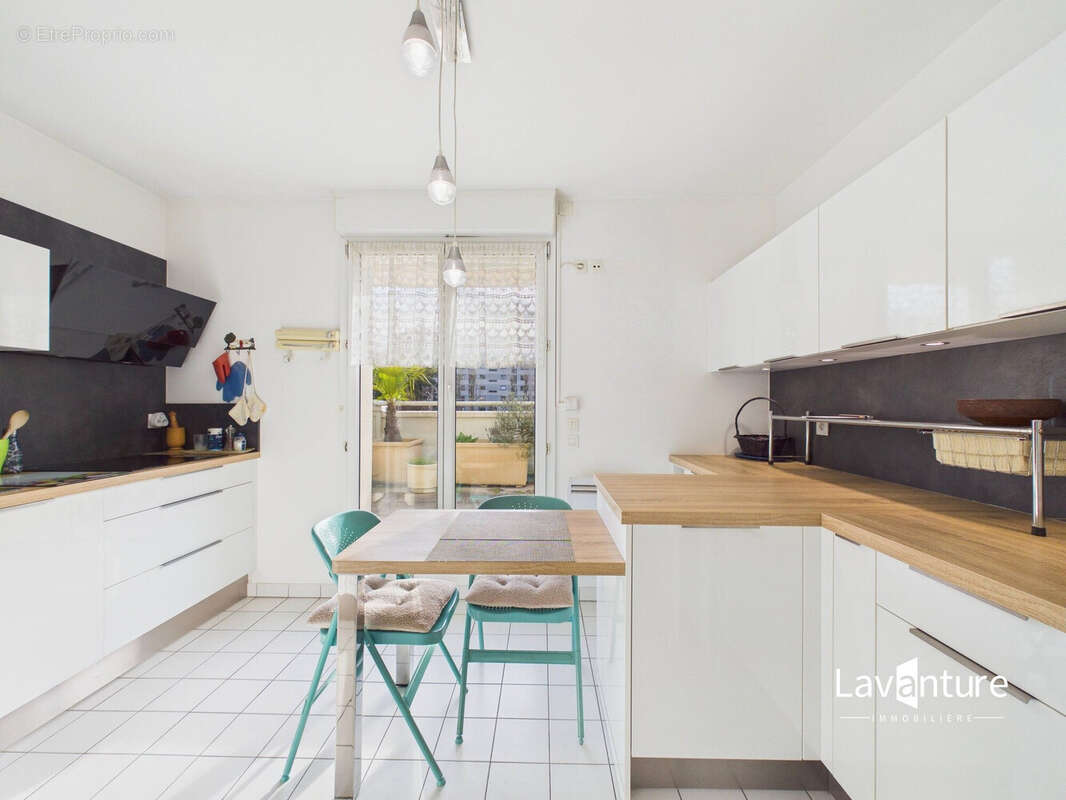 Appartement à LE PLESSIS-ROBINSON