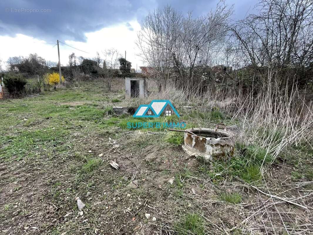Terrain à BRASSAC-LES-MINES