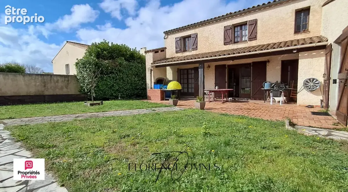 TREBES - Maison familiale - 5 chambres -196 m² avec piscine, grand garage et terrain arboré - photo 4