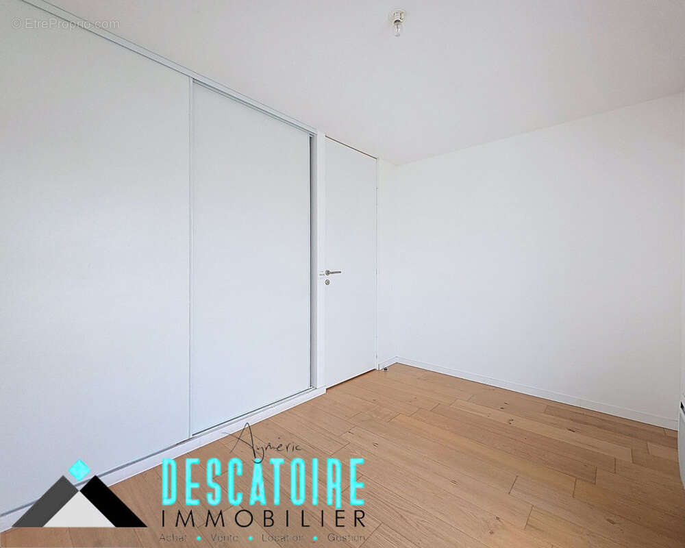 Maison à LA CHAPELLE-D'ARMENTIERES