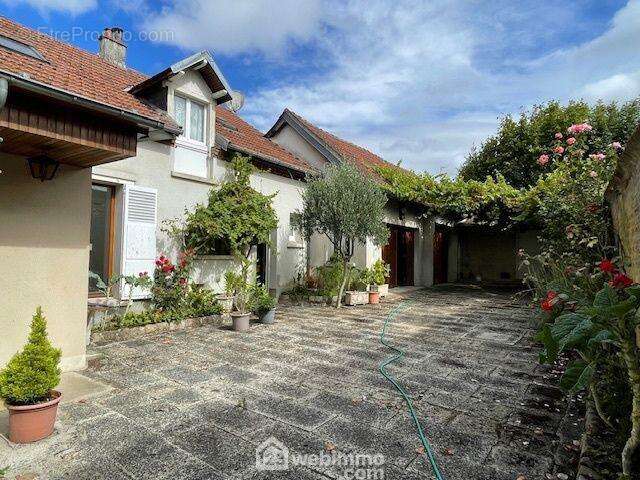 Appartement à NOYON