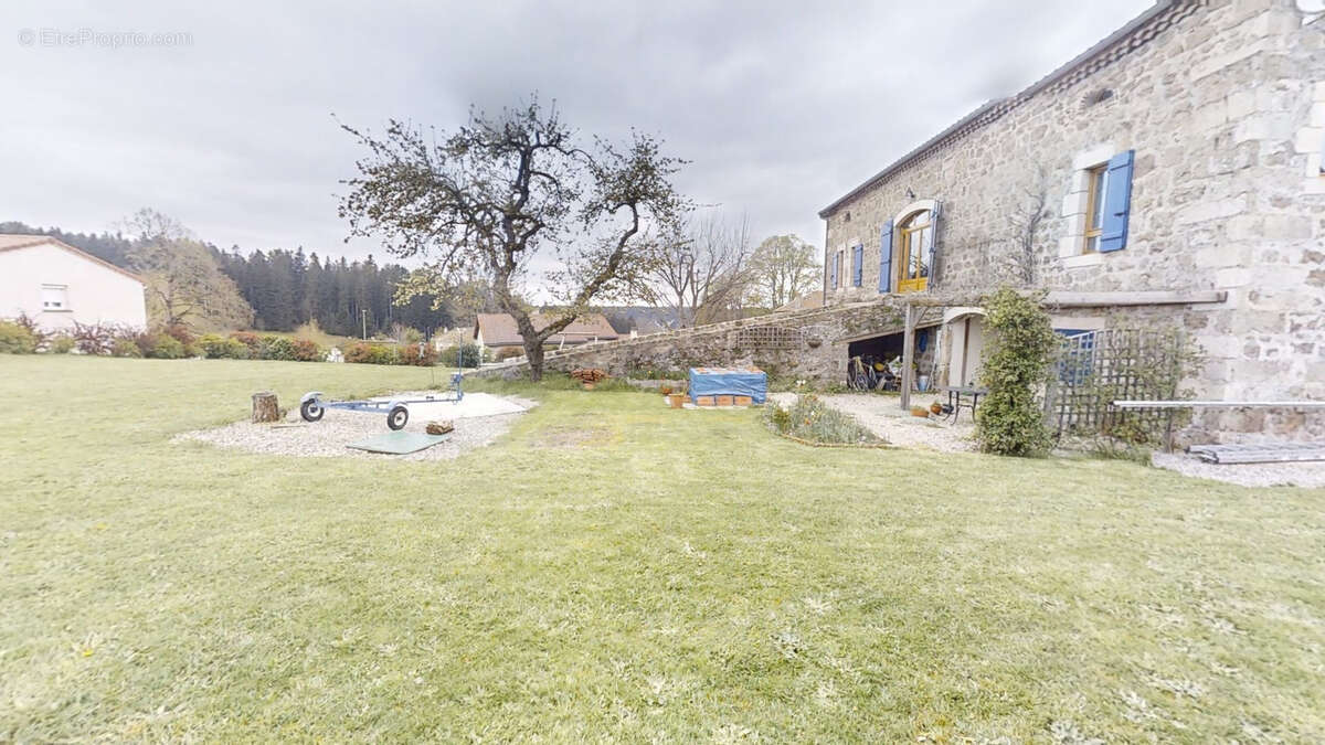 Maison à RAUCOULES