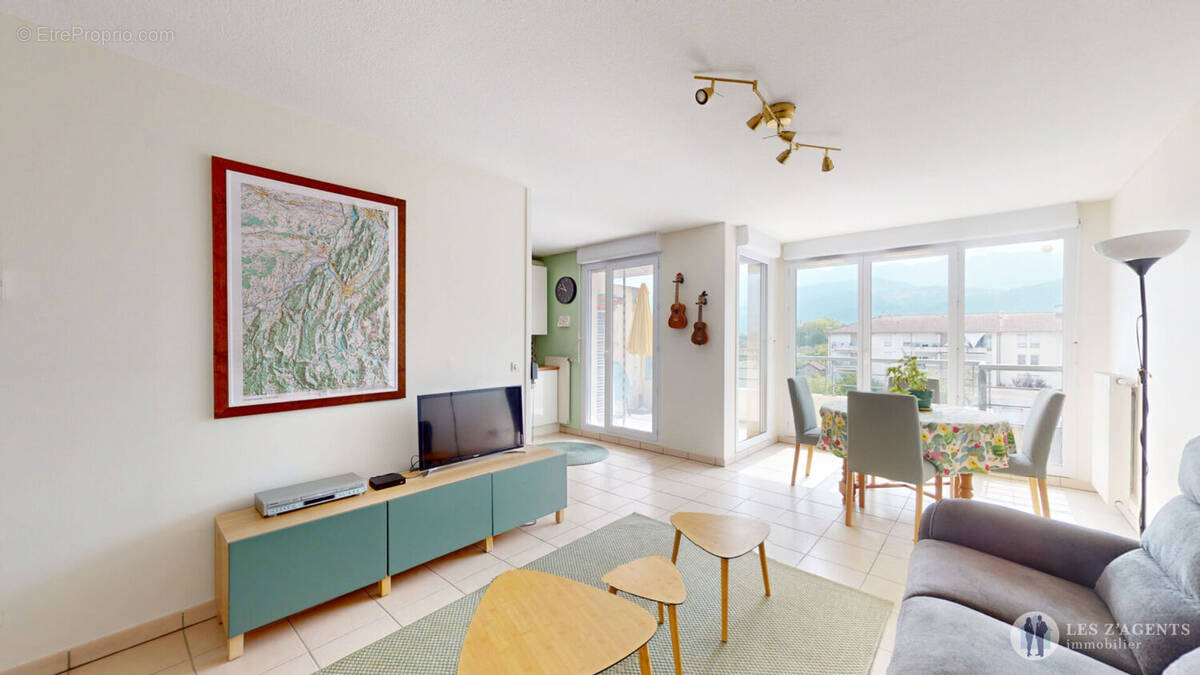 Appartement à SAINT-MARTIN-D'HERES