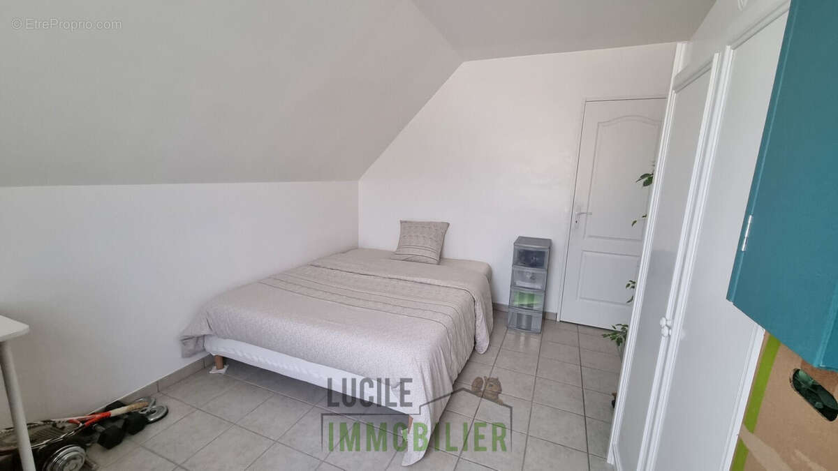 Maison 130 m² à Etouy  - photo 8