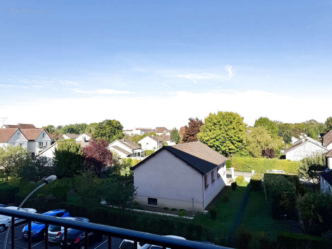 Appartement à LA CHAPELLE-SAINT-LUC