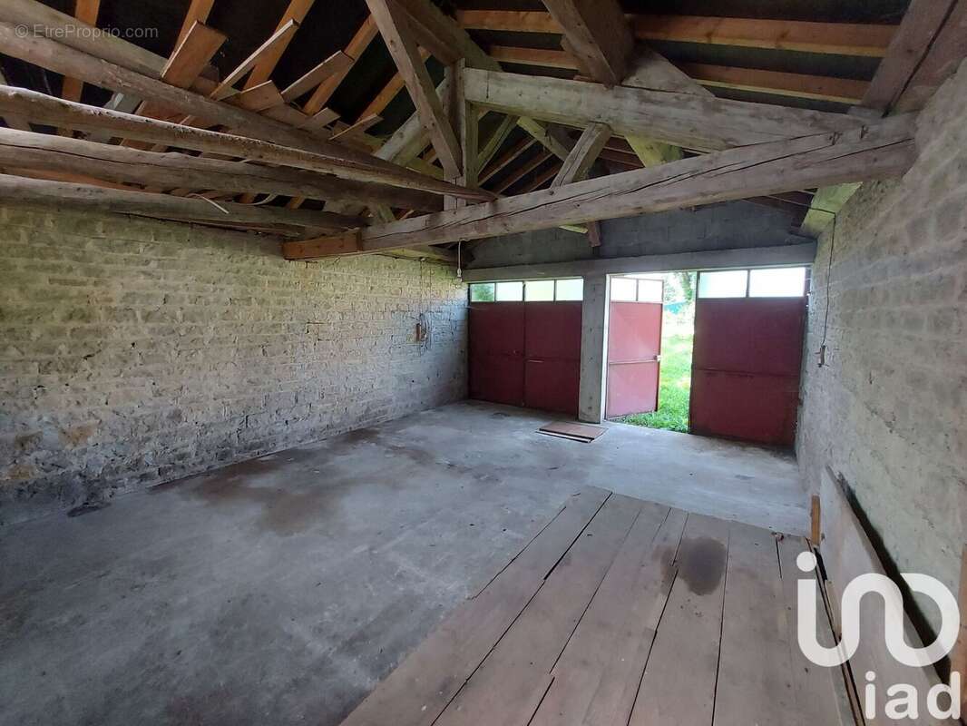 Photo 9 - Parking à PATORNAY