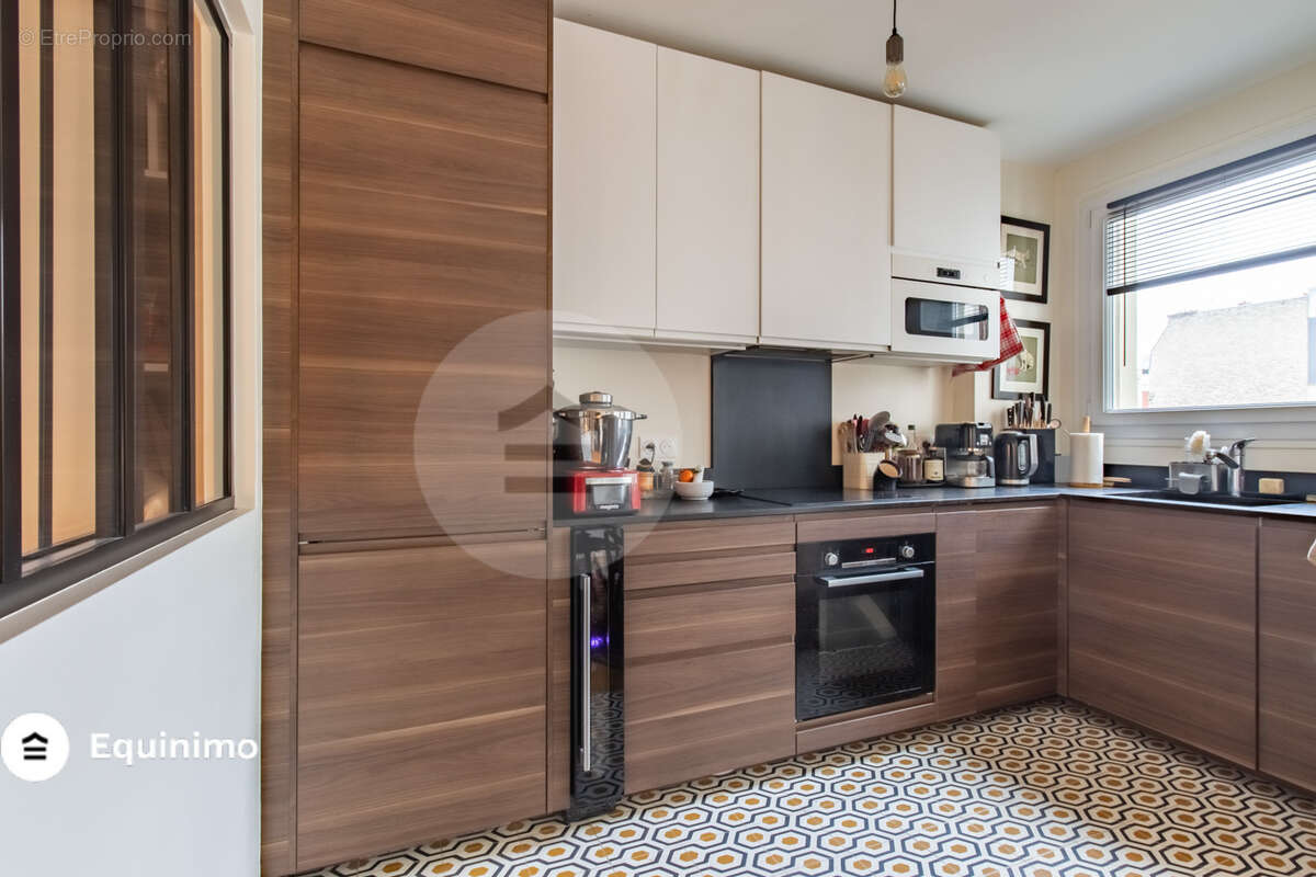 Appartement à PARIS-15E