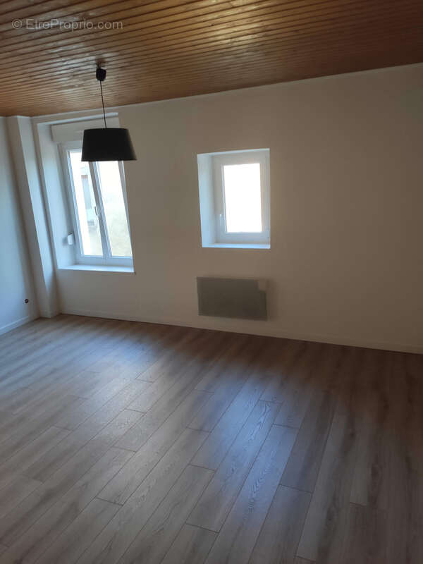 Appartement à DELME