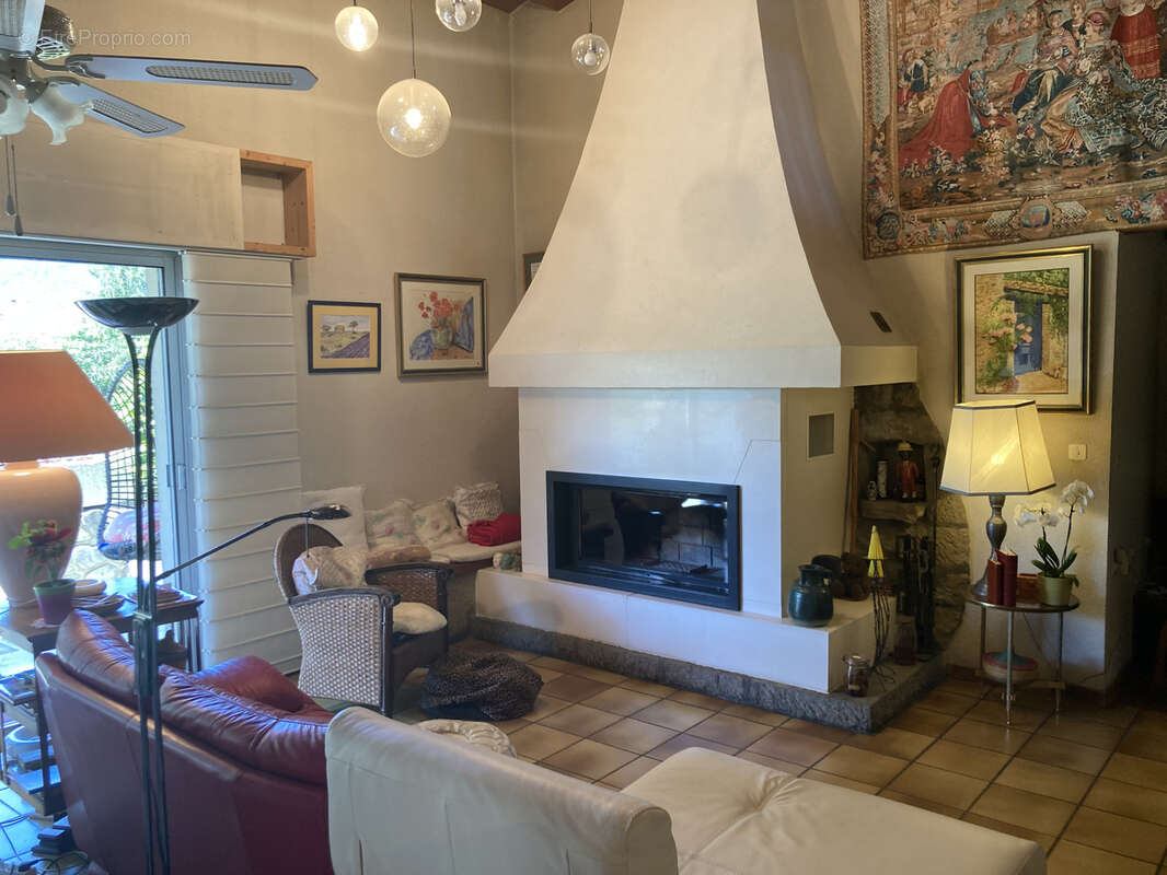 Maison à QUILLAN