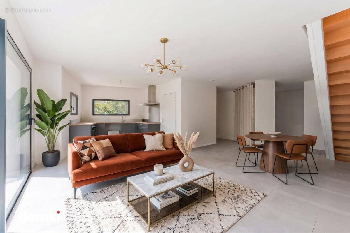 Maison à LES SORINIERES