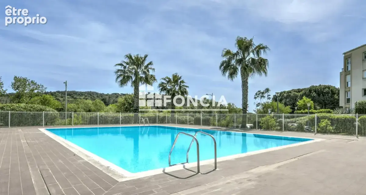 T2 52m² résidence standing 2015 • piscine • parking • le cannet aubarède vendu loué - photo 1