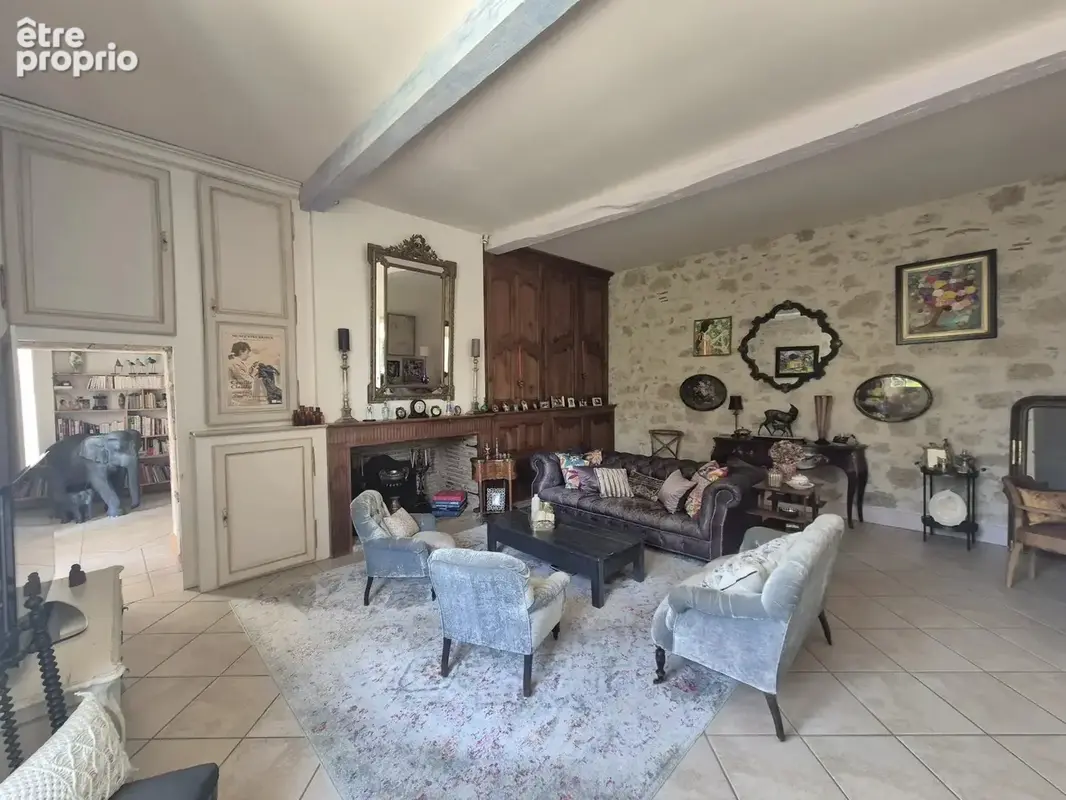 Ensemble immobilier de prestige avec maison bourgeoise, dépendances, piscine et lac – Entre Agen et Nérac, Lot-et-Garonne - photo 8