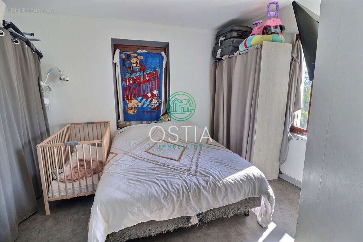 Maison à SAINT-MARTIN-LA-PLAINE