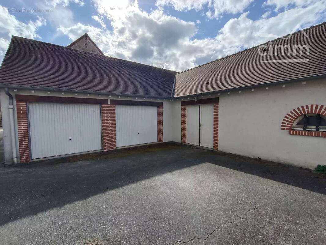 Commerce à SOINGS-EN-SOLOGNE