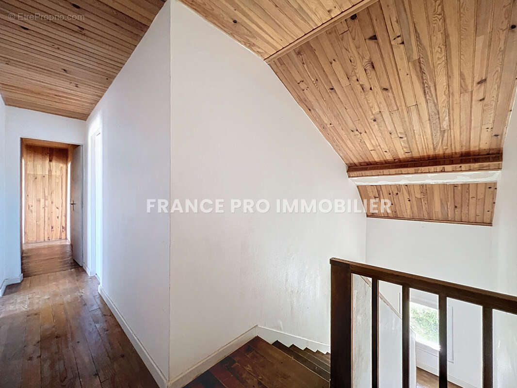 Maison à QUERQUEVILLE