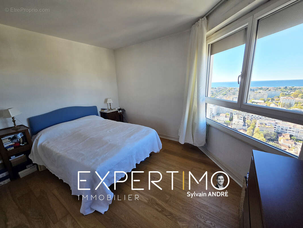 Appartement à MARSEILLE-8E