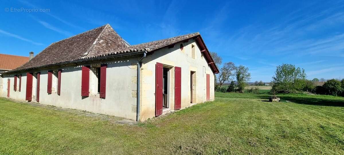 Maison à LAMONZIE-SAINT-MARTIN