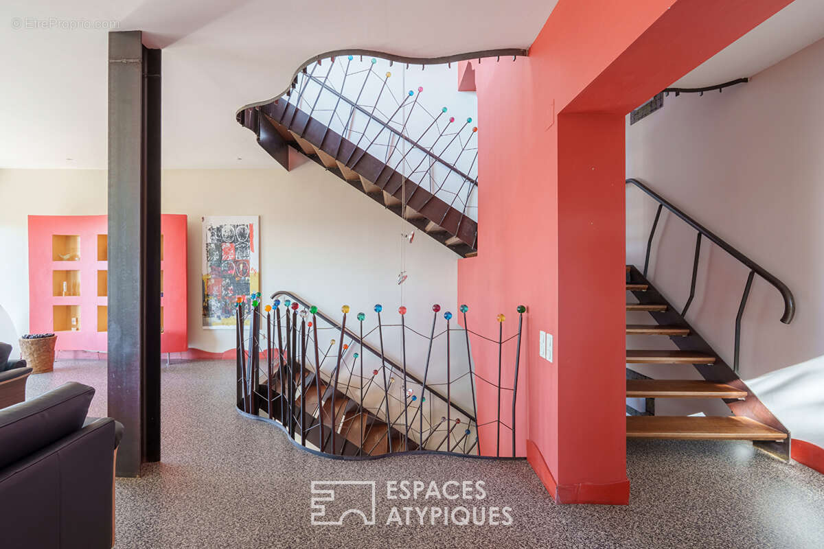 Maison au décor singulier et vue panoramique - photo 11