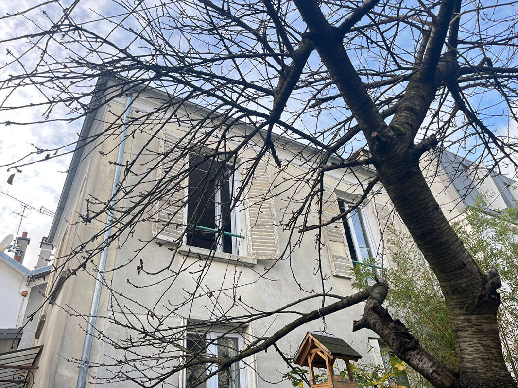 Maison à BOIS-COLOMBES