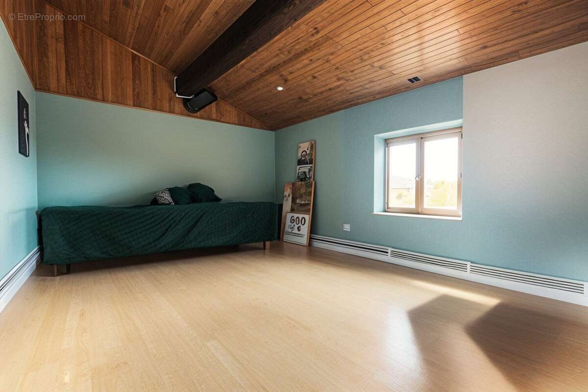 Maison à PONT-DU-CHATEAU