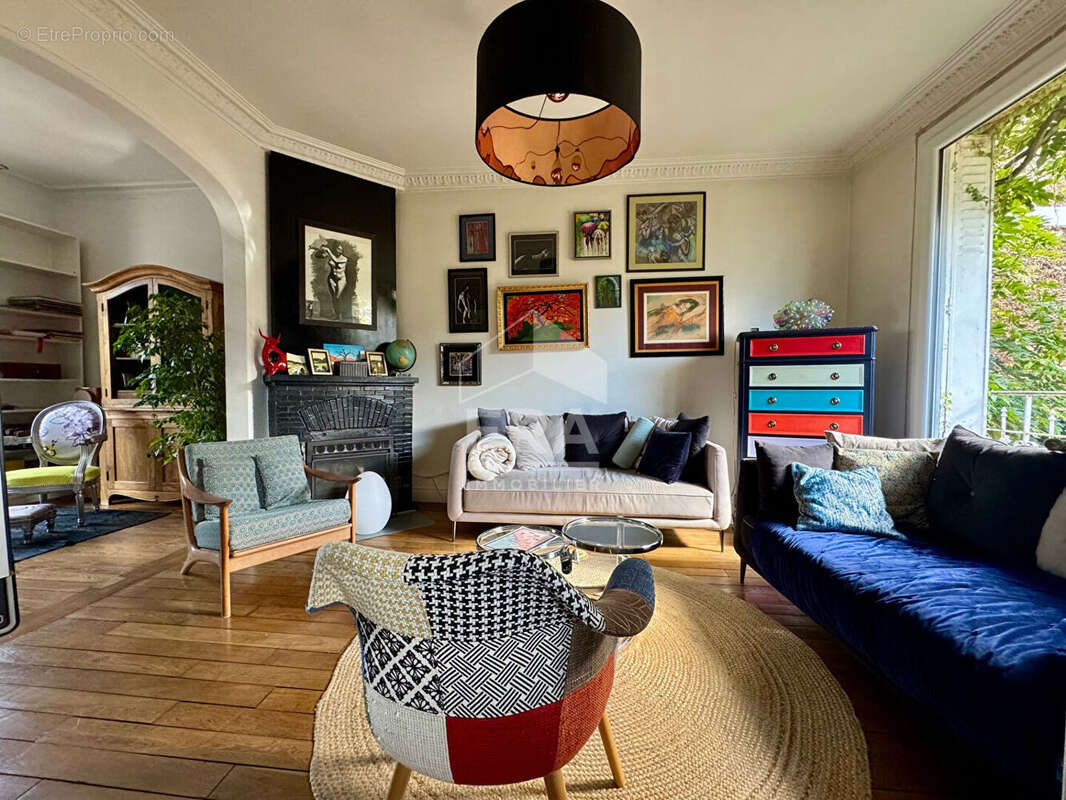 Maison à COMBS-LA-VILLE