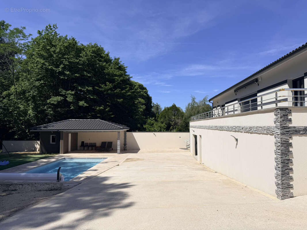 Maison à COULOUNIEIX-CHAMIERS