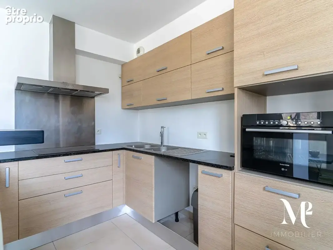 Appartement T3 en duplex - 70m² + toit-terrasse - photo 5