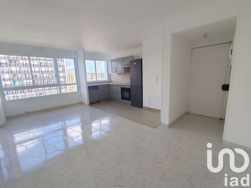 Appartement 101 m² à Sarcelles  - photo 3