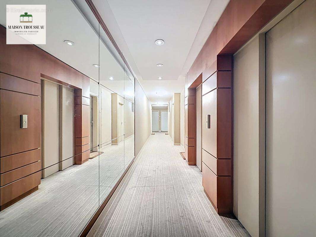 Appartement à NEUILLY-SUR-SEINE