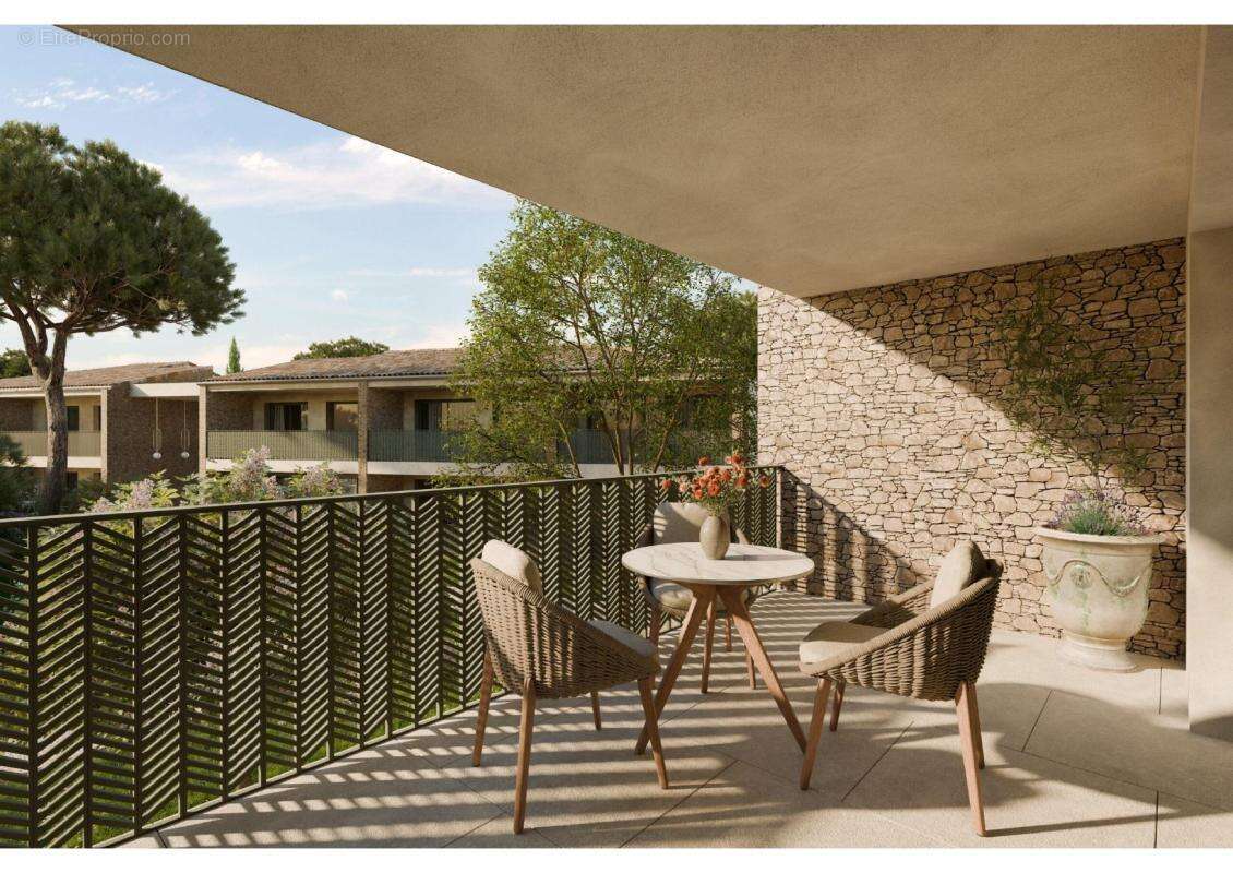 Appartement à UZES