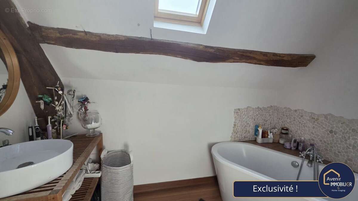 Maison 126 m² à Donges  - photo 7