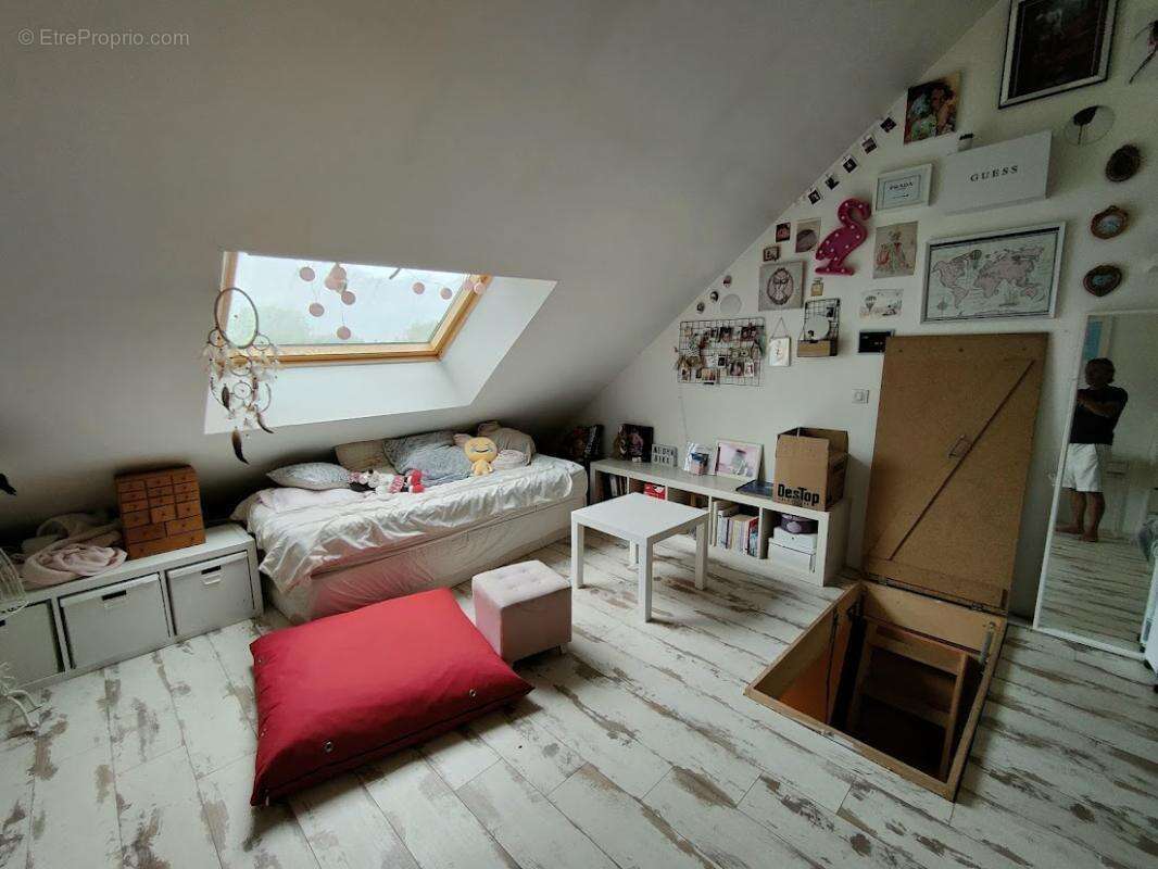 Maison à EGUZON-CHANTOME