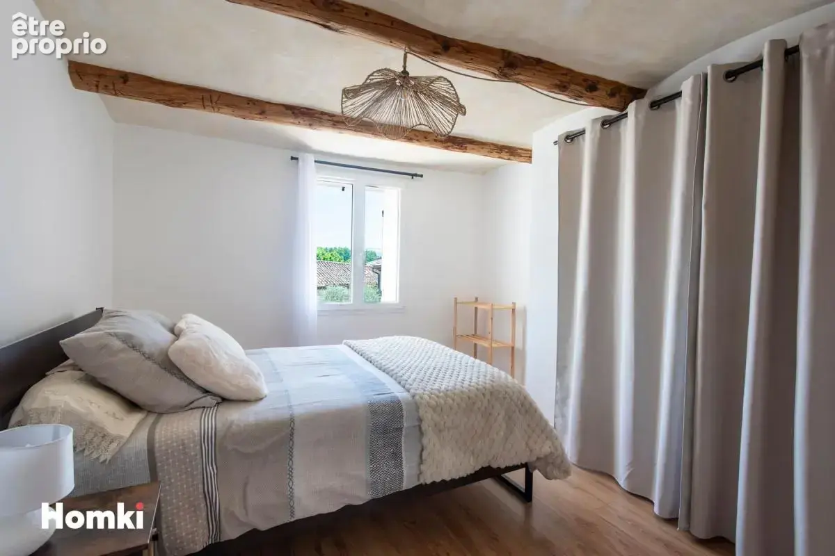 Maison de village rénovée avec petite cour et terrasse – Orgon - photo 8