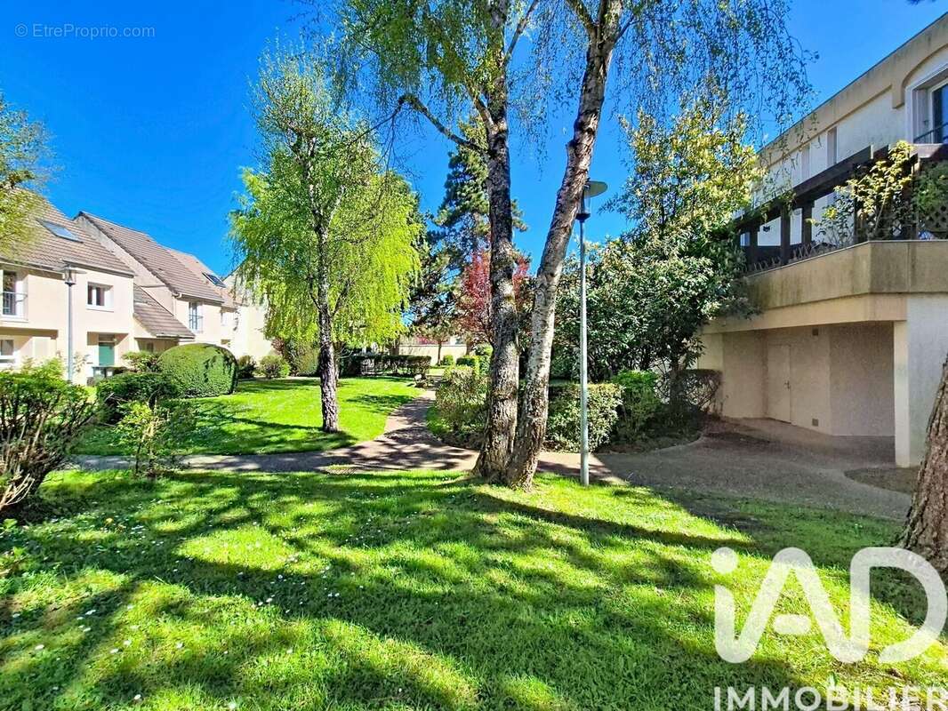 Photo 2 - Appartement à MONTIGNY-LE-BRETONNEUX