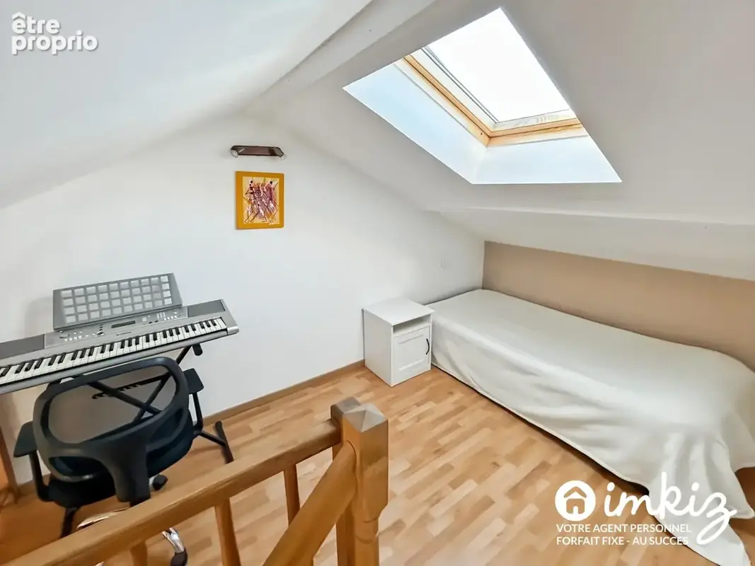 Maison 4 chambres 145 m² avec piscine et garage - photo 11