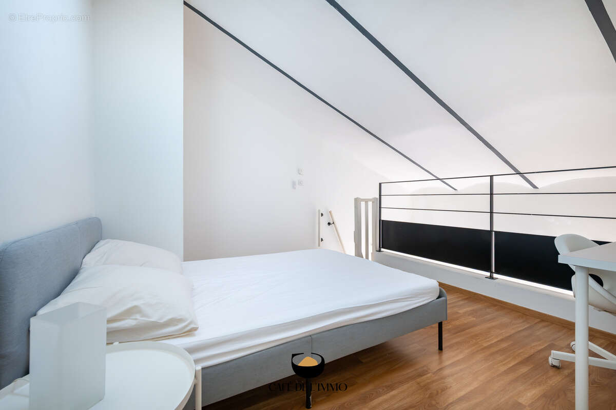 Appartement à MARSEILLE-2E