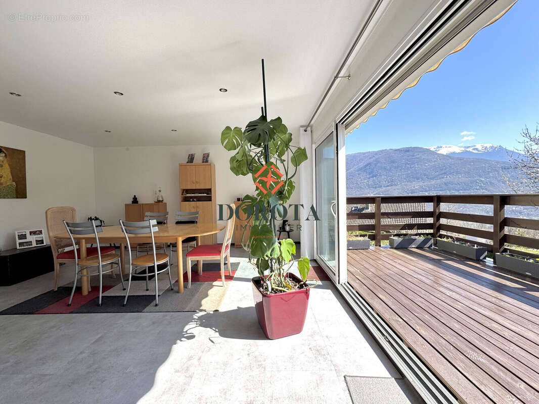 Maison à NOTRE-DAME-DE-MESAGE