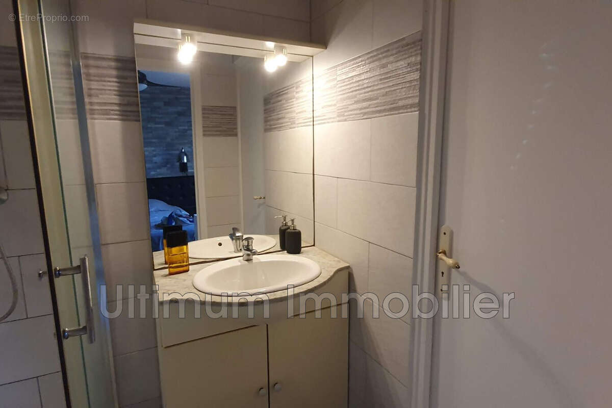 Appartement 45 m² à Sainte-Maxime  - photo 7