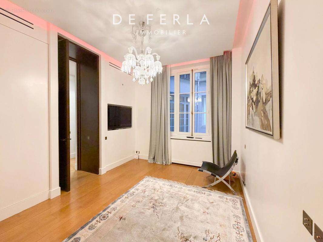 ETOILE/FOCH - Duplex d'exception avec jardin privatif - photo 13