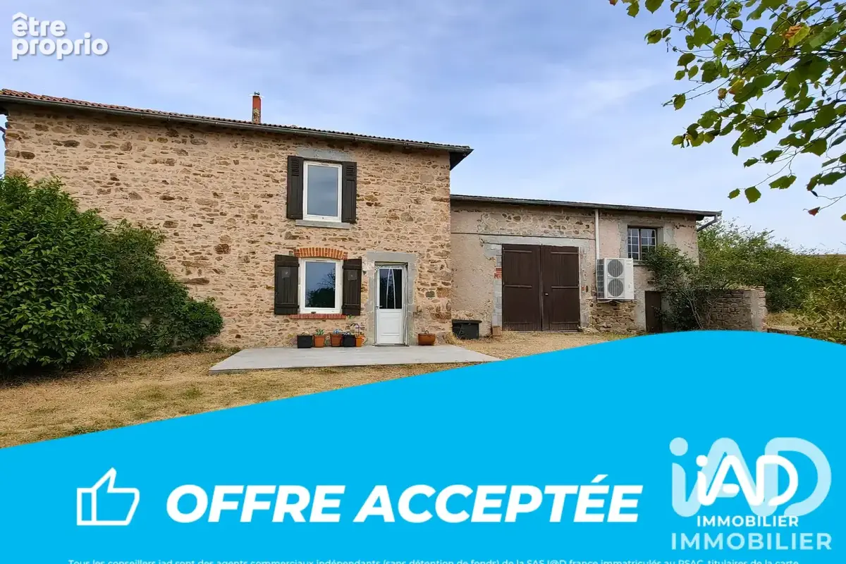 Photo 1 - Maison à SAINT-POLGUES