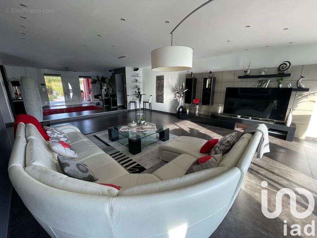 Photo 6 - Maison à JUVIGNAC