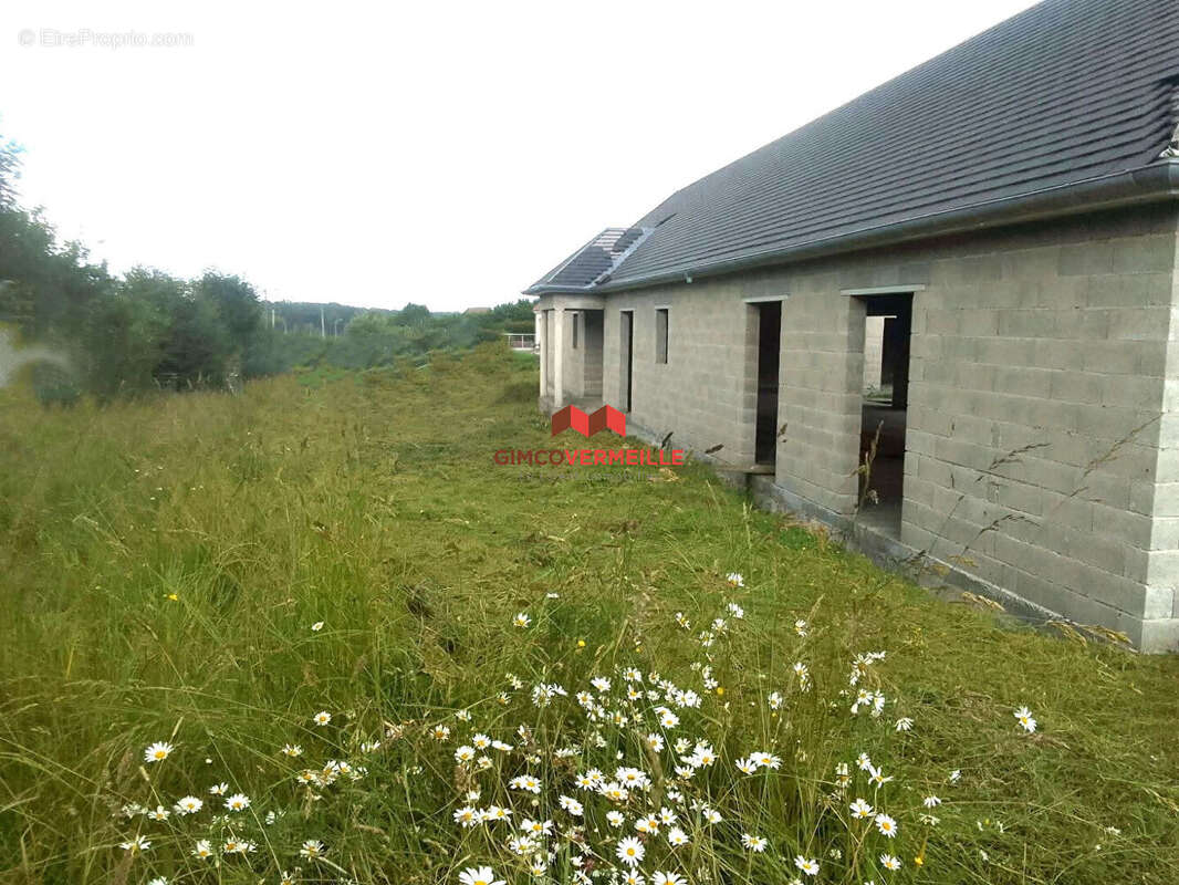 Maison à MONTREUIL-L'ARGILLE