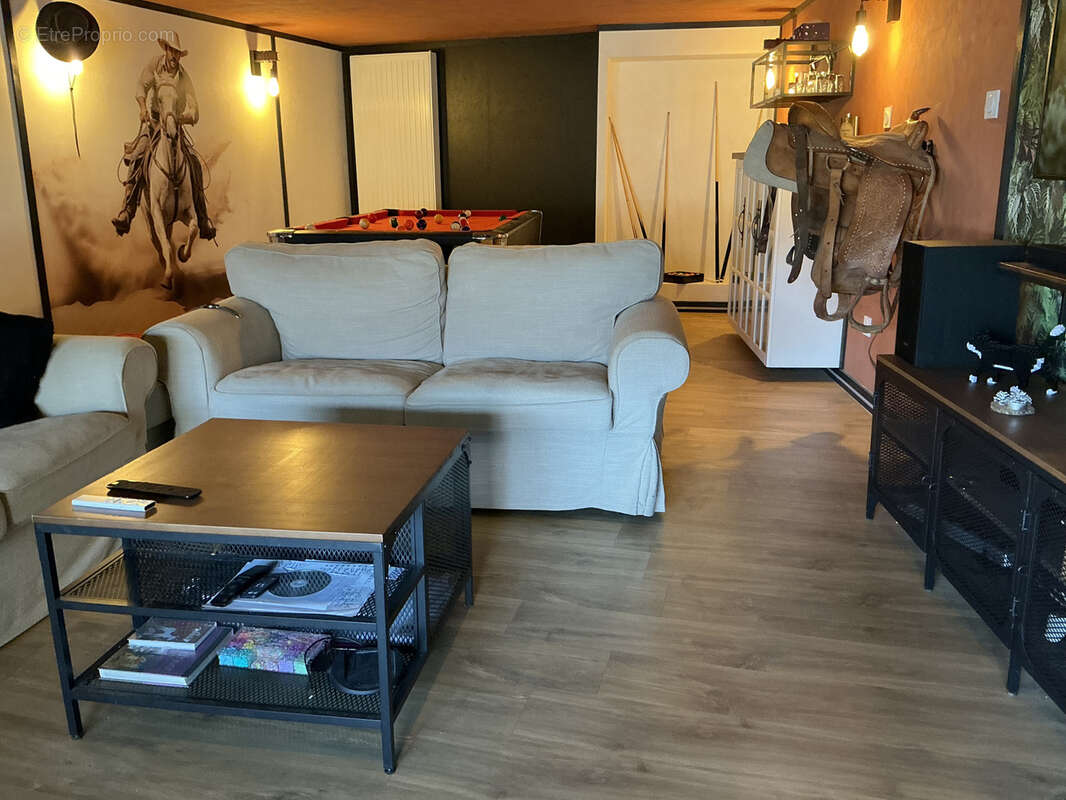 Maison à SAINT-VICTOR