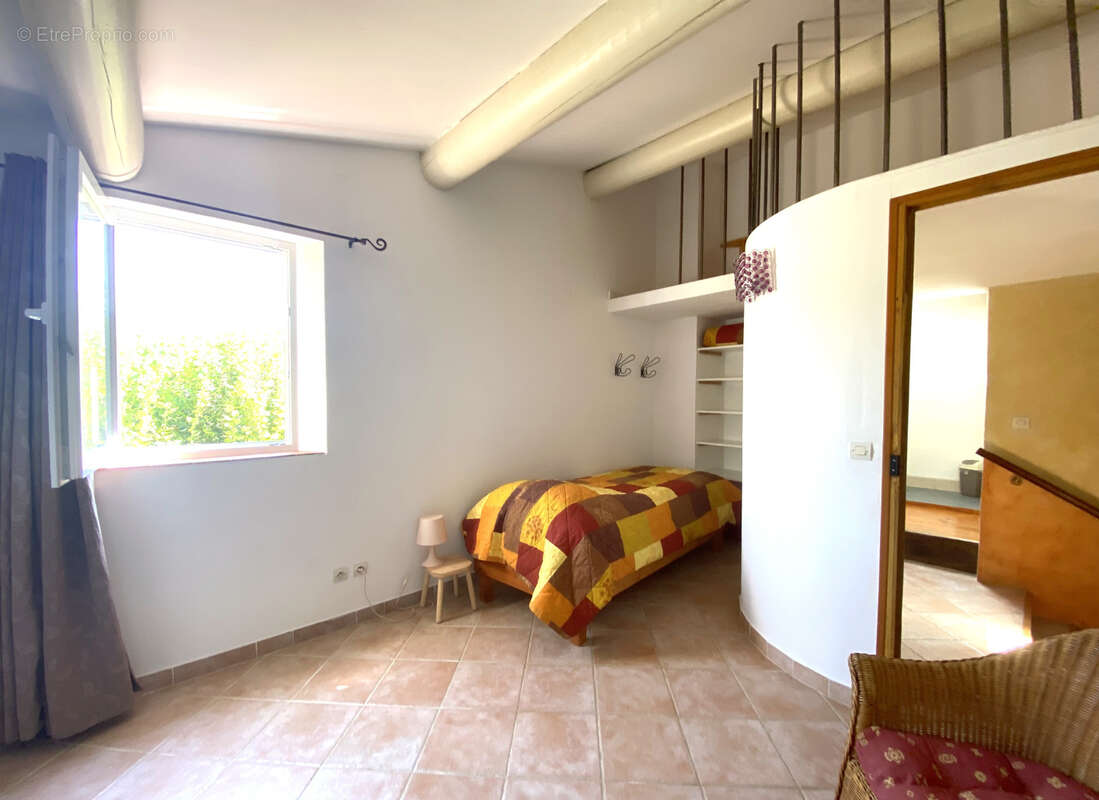 Maison à VAISON-LA-ROMAINE