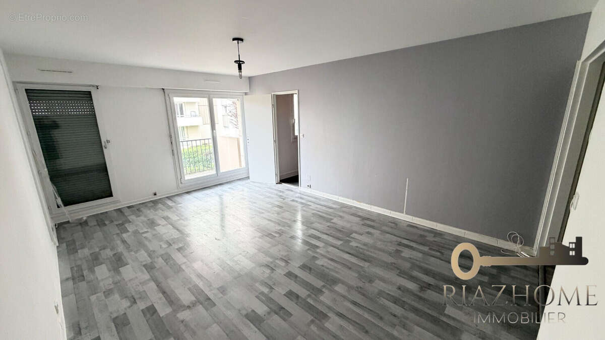 Appartement à LE BOURGET