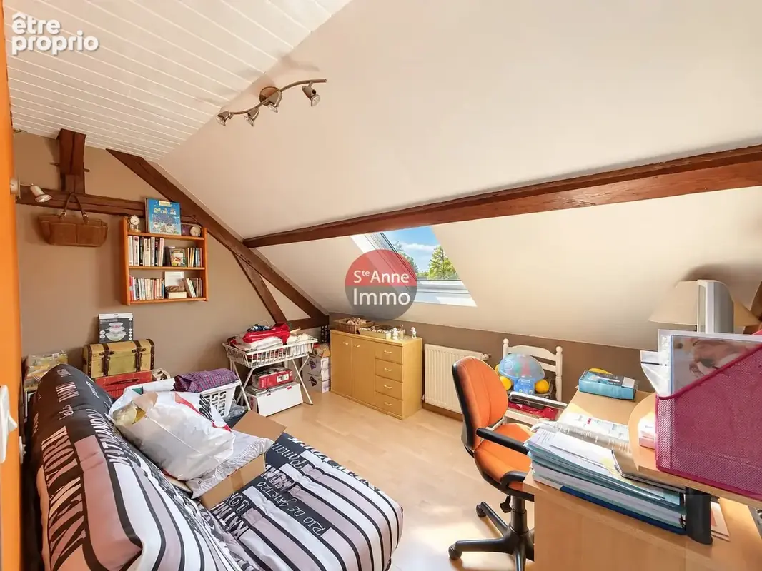 Vers-sur-selle - 160m2 - maison - 4 chambres - studio - atelier - dependances - photo 9