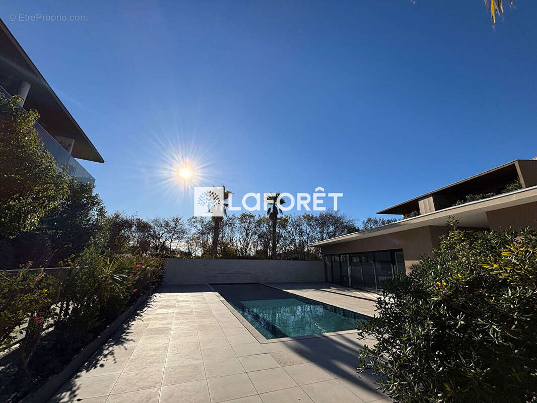 Appartement à LATTES