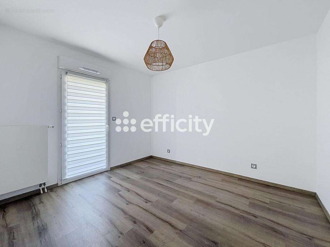 Appartement à WAMBRECHIES