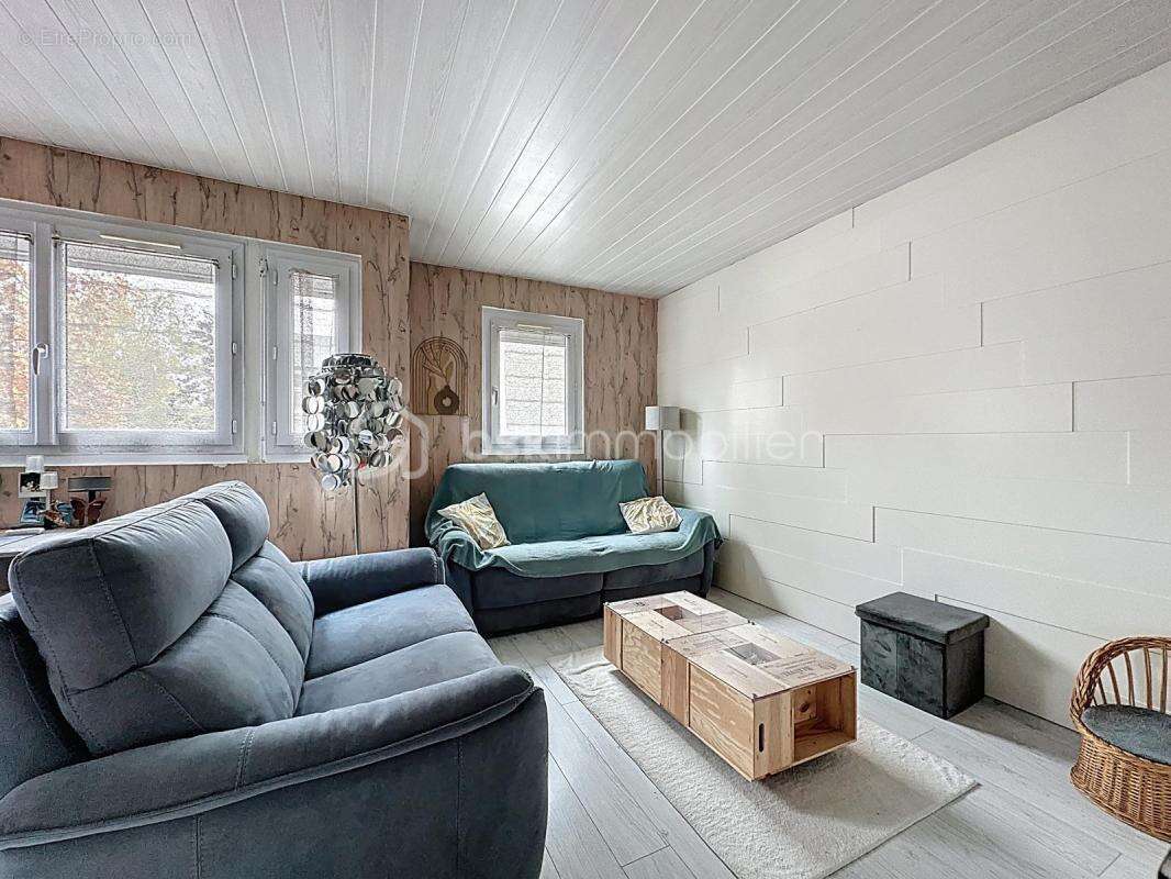 Maison à COURCOURONNES