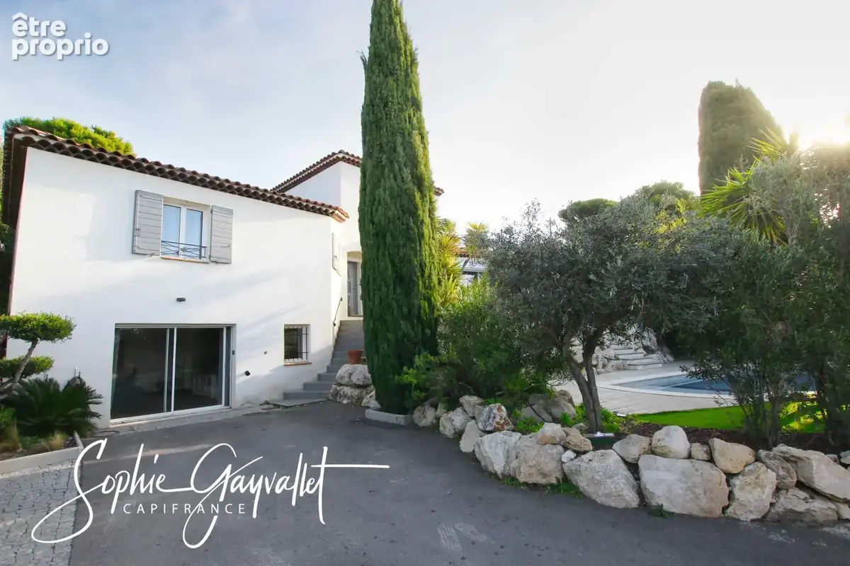 Velaux – villa familiale 168 m² avec vue panoramique, piscine et t2 indépendant - photo 13